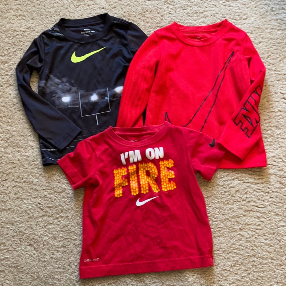 3 boys Nike shirts, size 3T